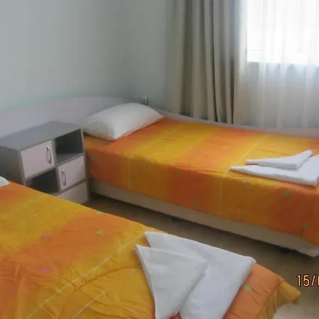 Aparthotel Pirop City 2*