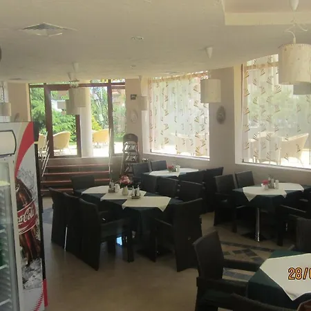 Pirop City Aparthotel